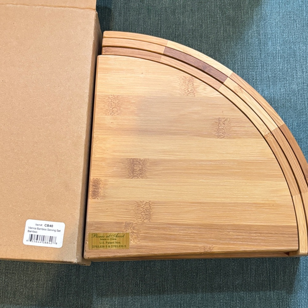 Picnic At Ascot Bamboo serving set